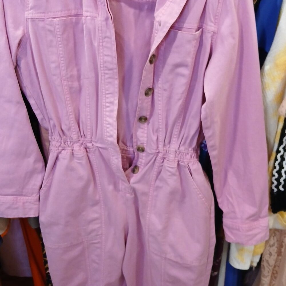 Jumpsuit universal thread size  6